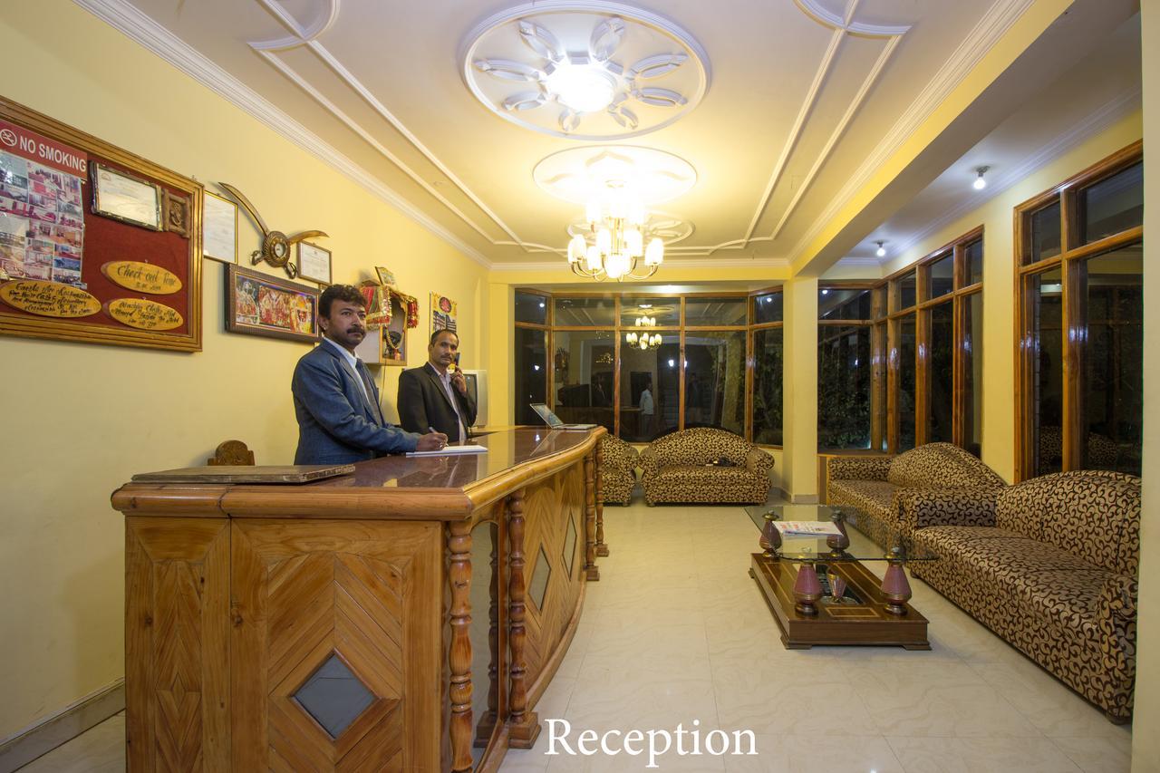 Neha Palace Hotel - Manali (Himachal Pradesh) — Photos 3